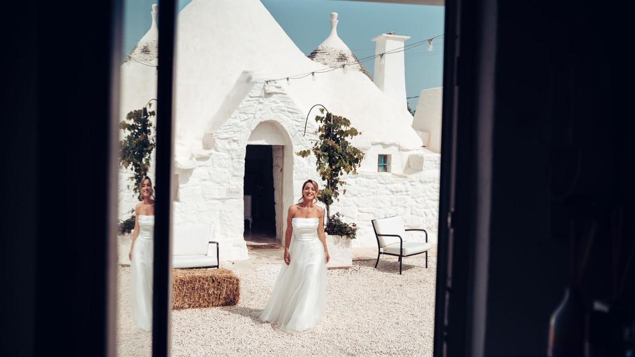 Petranima Wellness In Trulli Panzió Ostuni Kültér fotó