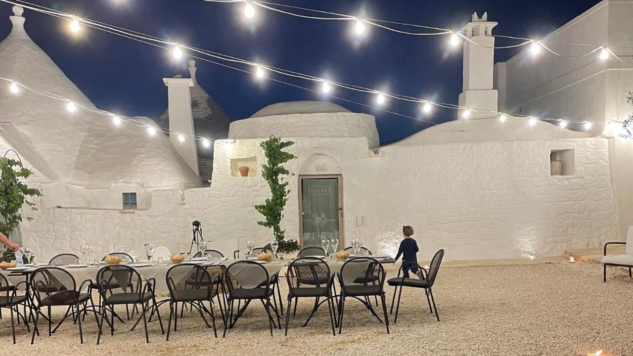 Petranima Wellness In Trulli Panzió Ostuni Kültér fotó