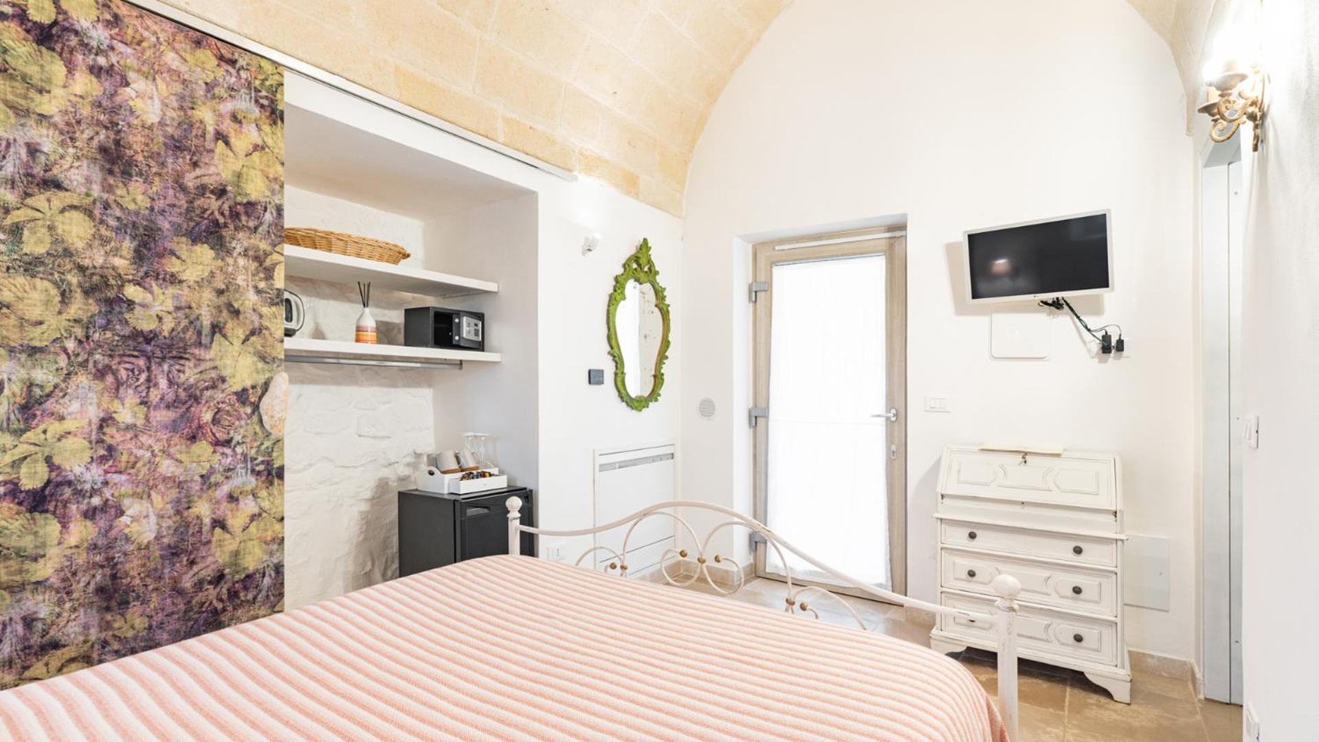 Petranima Wellness In Trulli Panzió Ostuni Kültér fotó